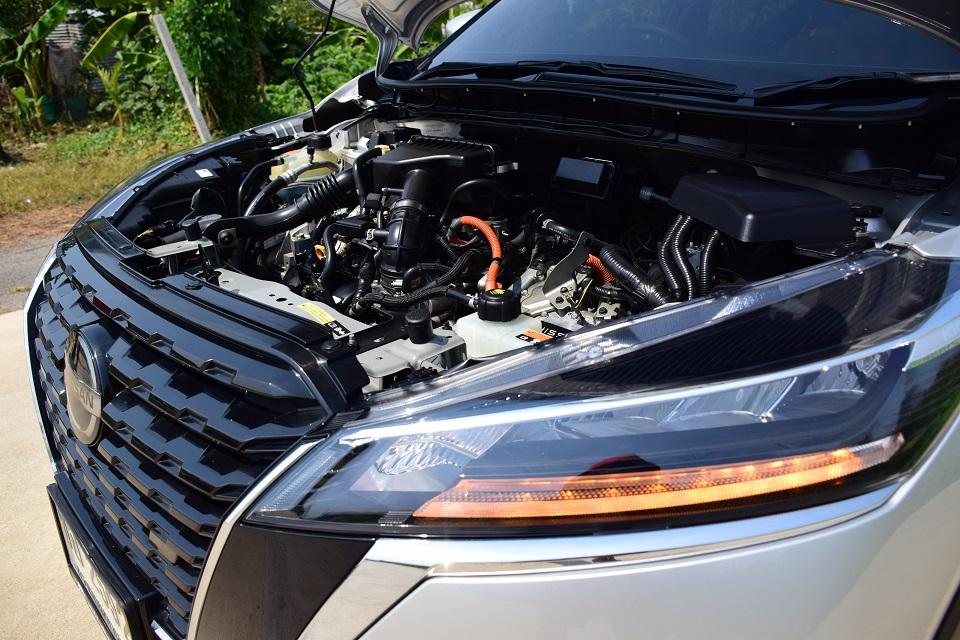 รถใหม่สภาพป้ายแดง / ฟรีดาวน์ปี2023 / NISSAN คลิก E-POWER วิ่ง52xxx โล ประหยัดสุดๆ พุตสต๊าท เบาะหนังแท้กว้างมากๆ  ยางปี2025 โทร0957401229  ไอดีไล UTBP รูปที่ 7