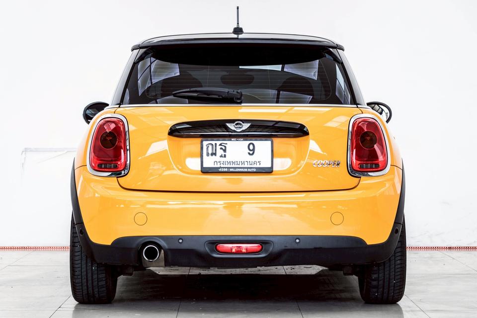 MINI COOPER 1.5 RHD F55 2016