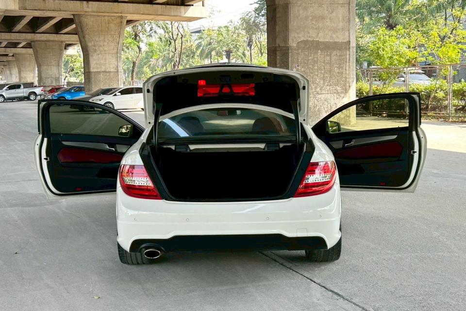 Mercedes-Benz C180 W204 Coupe AT ปี 2011 รูปที่ 8