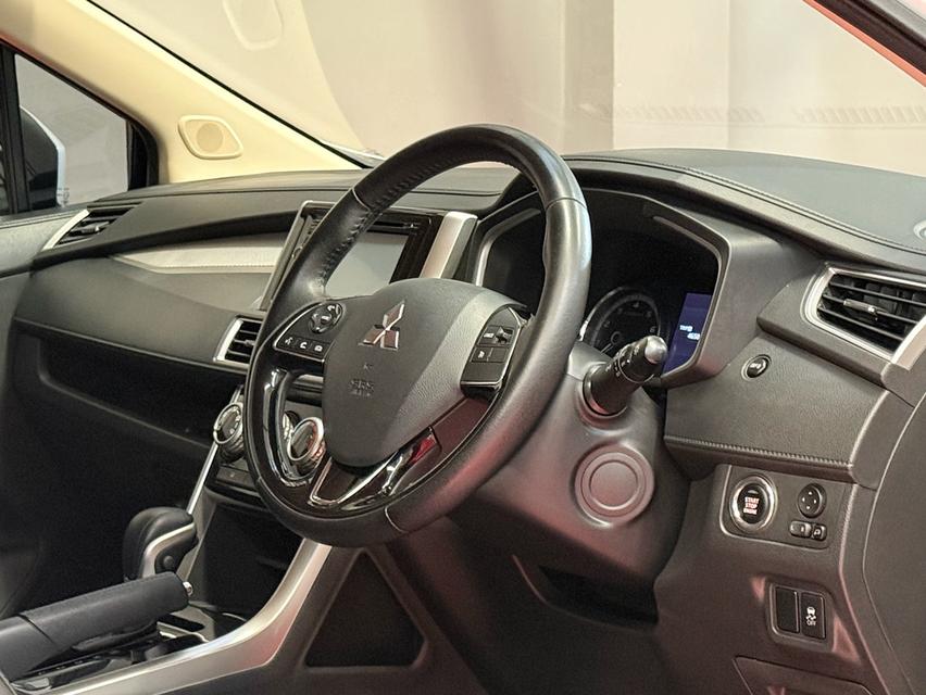 2020 MITSUBISHI XPANDER GT รถมือเดียวออกป้ายแดง รถวิ่งน้อยเพียง 70,000 กม รถเข้าศูนย์ทุกระยะ รถไม่เคยมีอุบัติเหตุครับ รูปที่ 10