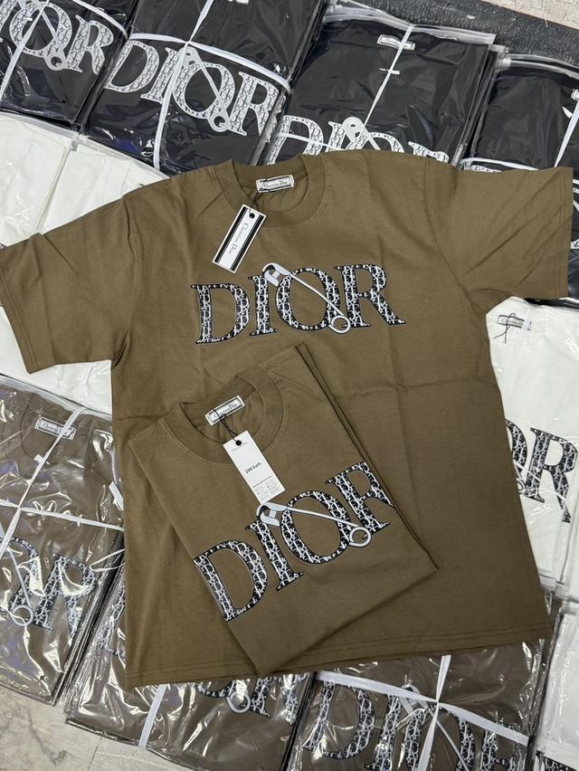 เสื้อยืดแฟชั่นลายDior