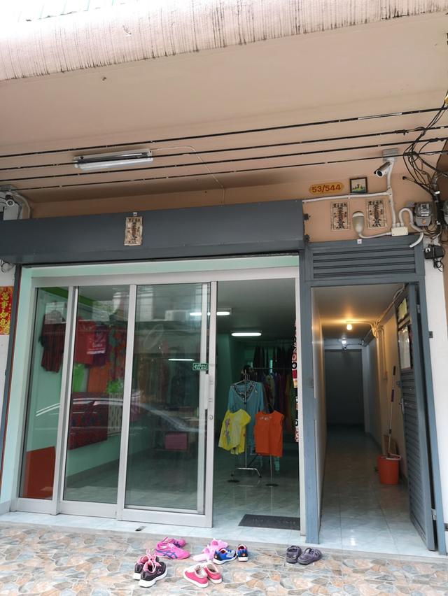 เซ้ง ให้เช่า 1ร้านค้า + 2ห้องเช่า + 1ห้องแม่บ้าน ซอยนวมินทร์105 หากระยะยาวราคาพิเศษ HOME FOR RENT LONG TERM CAN BE SHOP OFFICE + ROOM FOR EMPLOYEE