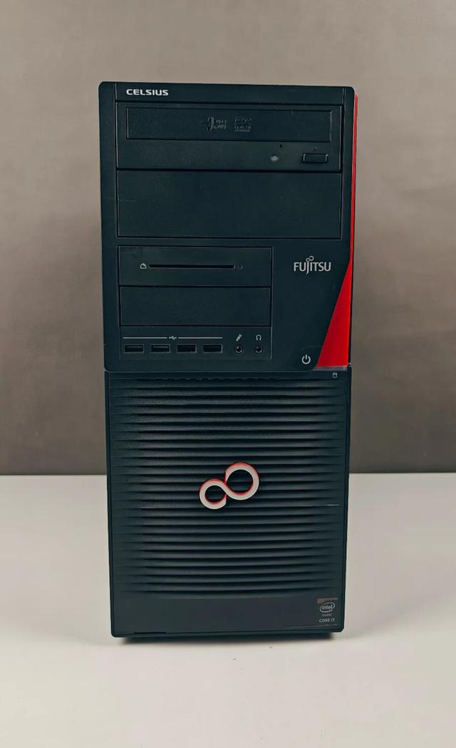 Fujitsu Celsius W530 Intel Core i7-4770