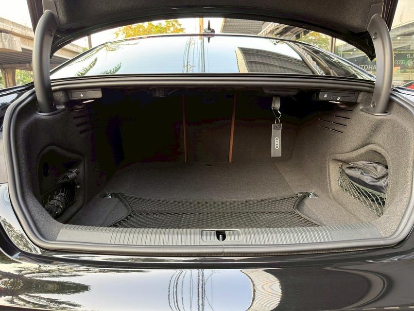 Audi A5 Coupe 40 TFSI S line Plug-in Hybrid 2022 รูปที่ 9