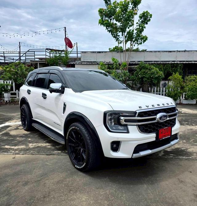 Ford Everest Titanium+ 2.0 Bi-Turbo 2WD สีขาว ปี 2023 ไมล์ 30,000กม. 3