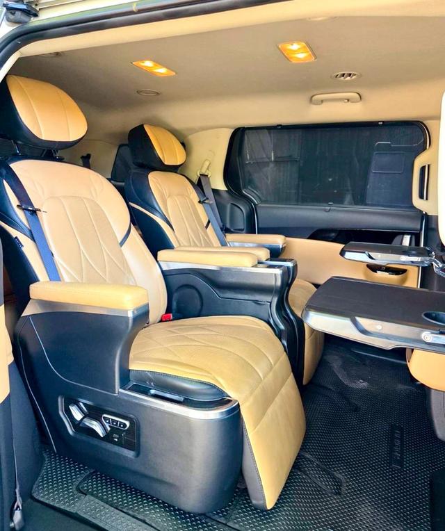 Kia grand carnival 2.2 EX สีขาว ปี 2022 ไมล์ 140,000 กม. 12