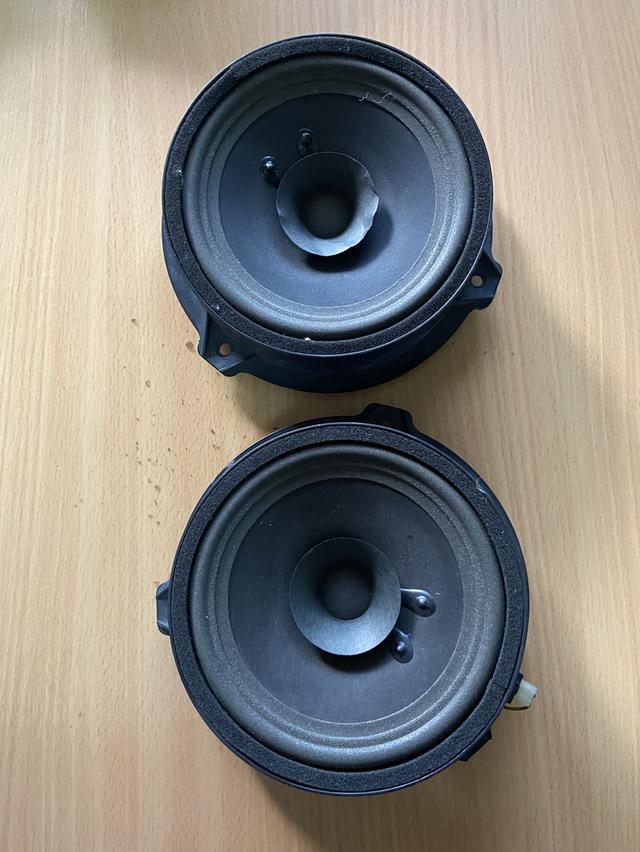 ลำโพงเดิมรถยนต์ TOYOTA Innova