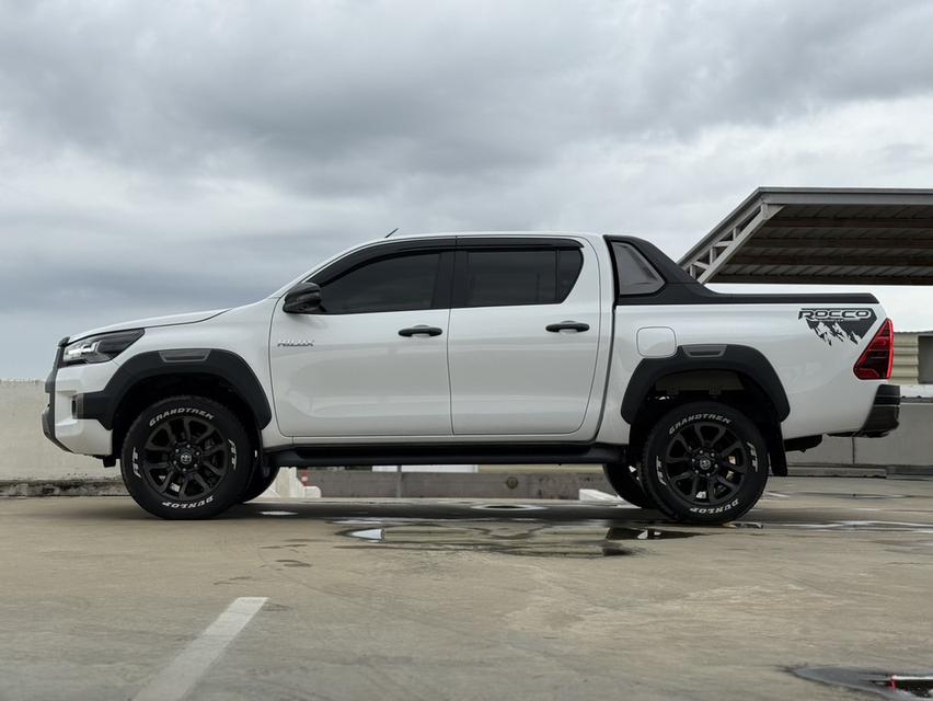 TOYOTA Hilux Revo Rocco 2.4 Prerunner Double Cab 2WD ปี 2023 19