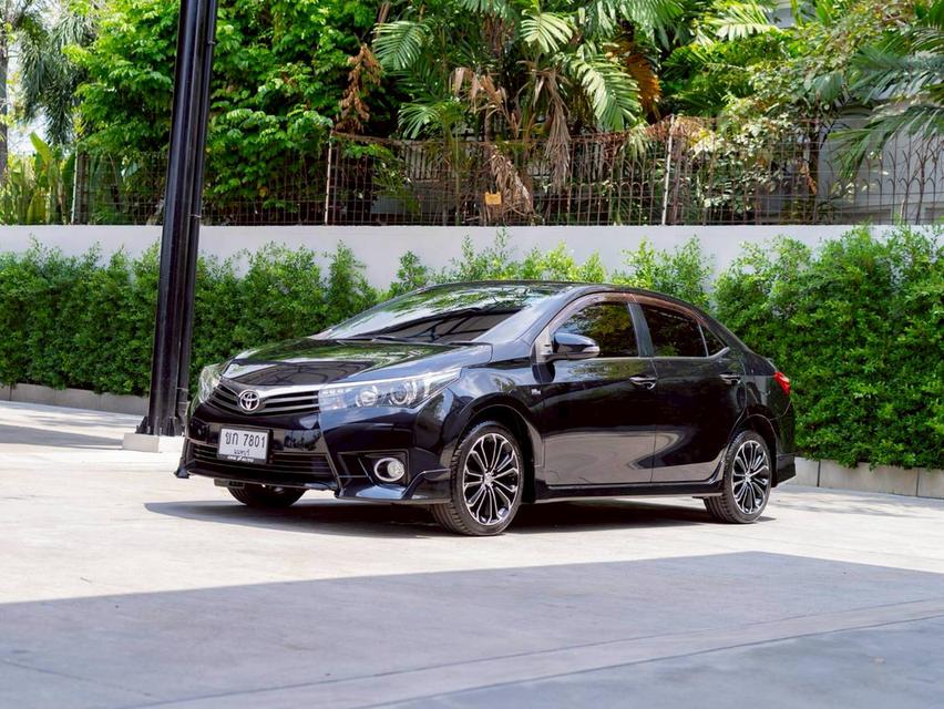 Toyota Altis 1.8 E Sport ปี 2014