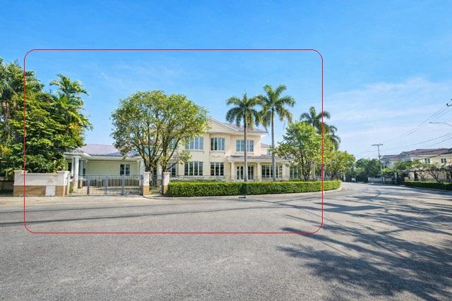 6นอน ขาย คฤหาสน์หรู 2 ชั้น 2 หลังใหญ่ติดกัน ตลาดถนอมมิตร 1.4 กม. MRT วัชรพล 2.1กม. รามอินทรา 1