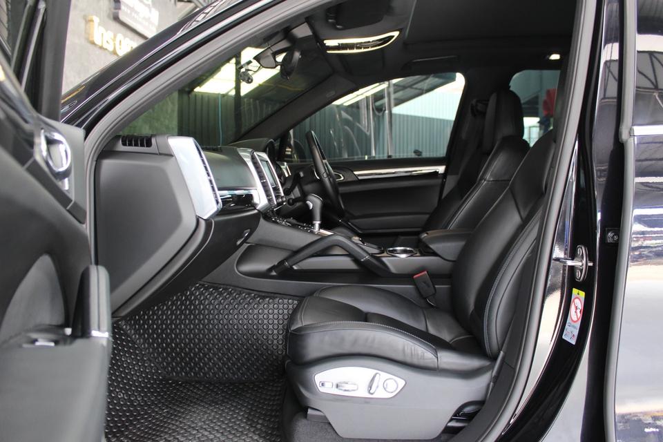 รหัสรถ JRS938 เข้าใหม่สวยจัด กับ Porsche Cayenne Hybrid 2013  19