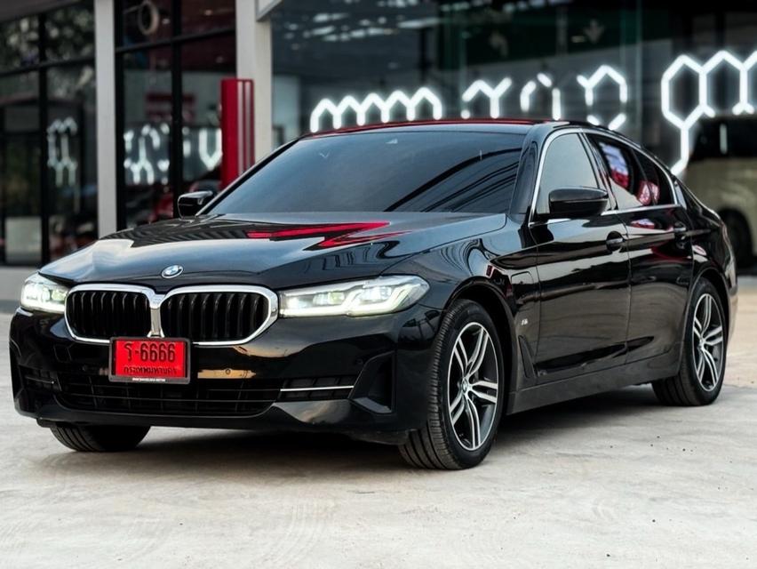 รหัสรถ TPV9999 2022 BMW 530e Plug-in Hybrid G30 6