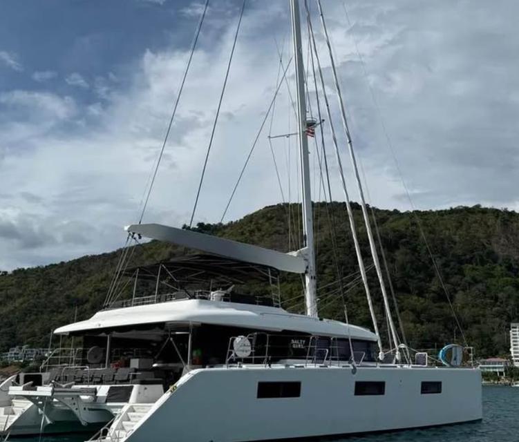 ขายด่วนเรือใบ 2017 Lagoon 620 Essence 62ft 5