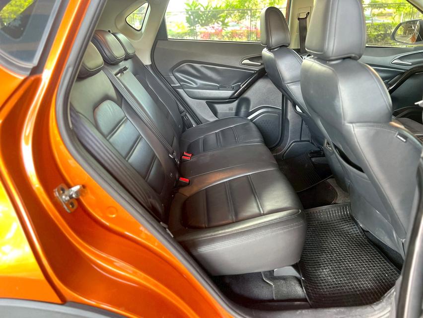 ขายรถ MG GS 2.0D ปี 2017 สีส้ม เกียร์ออโต้ 10