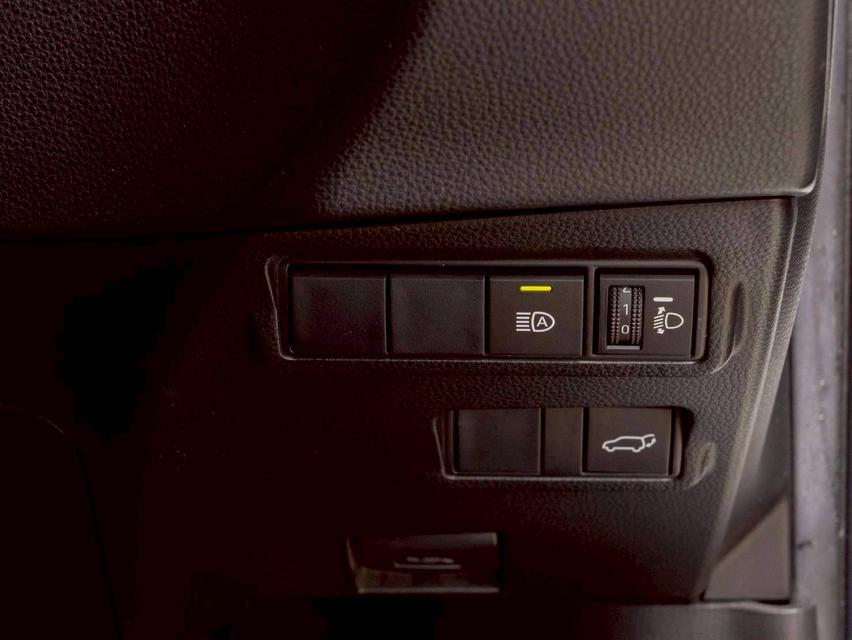 TOYOTA COROLLA CROSS 1.8 HYBRID GR SPORT 2022 8