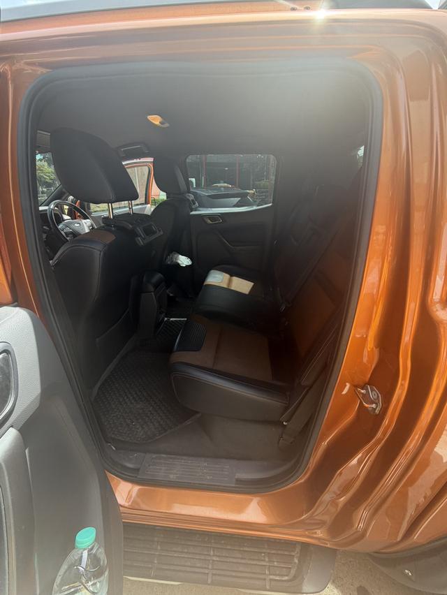 รถกระบะ Ford Ranger double-cab-ปี 17  3.2 WildTrak Double Cab 4WD(ทะเบียนสลับออกให้ค่ะ)ไมล์แท้เช็คได้ค่ะ