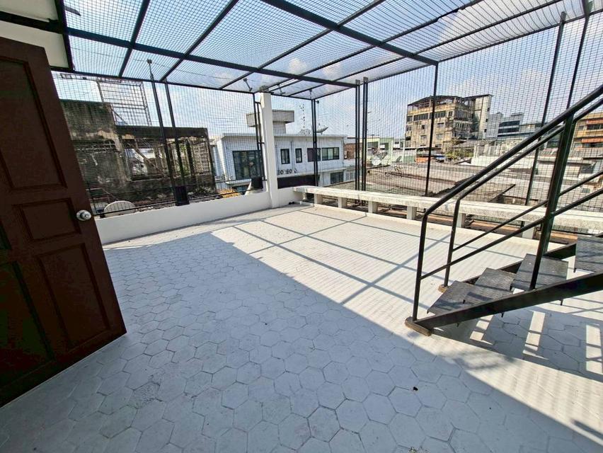 ให้เช่าทาวน์เฮ้าส์ 7 ชั้น ย่านสยาม บรรทัดทอง พร้อมอยู่ (N.1989) 13