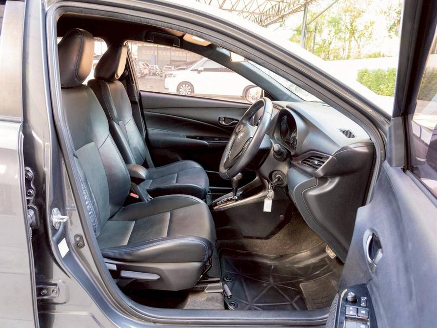 Toyota yaris 1.2 Sport ปี 2020 ♨️ ประกันเครื่องเกียร์หลังการขาย3ปี ♨️ รูปที่ 6