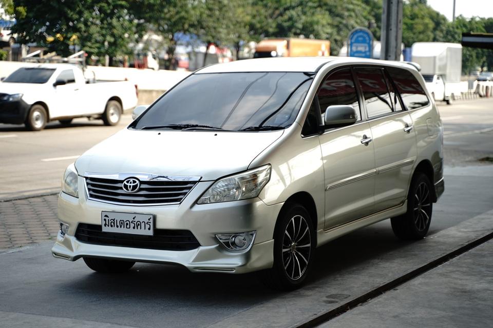 2012 TOYOTA INNOVA 2.0V