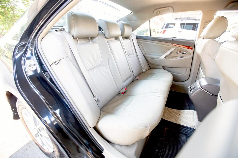 Toyota Camry 2.4 HV ปี 2011 สีดำ สวยสภาพดี 9