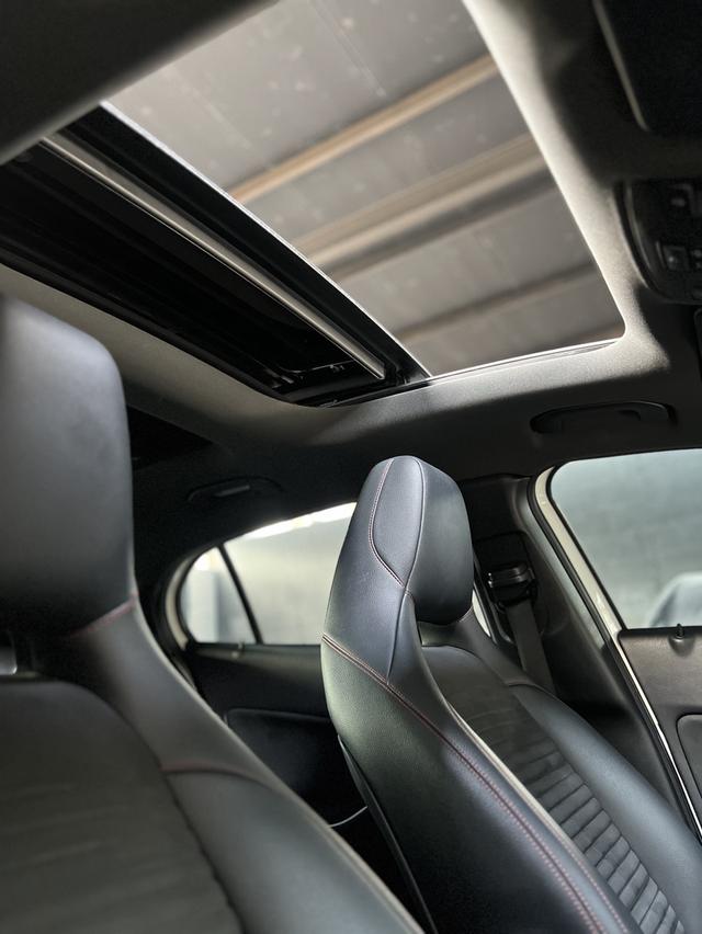 Benz GLA250 AMG 11