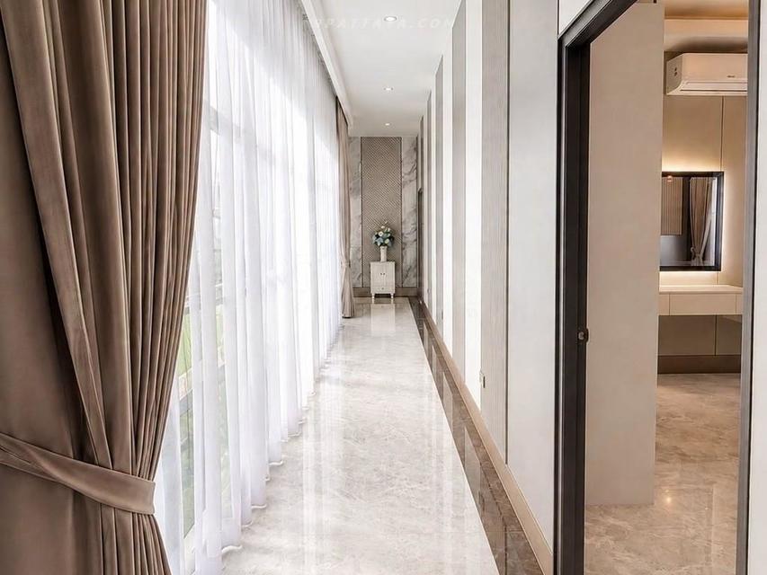 For Sale — Luxury Modern Marble Pool Villa in PattayaLuxury pool villa for sale in Pattaya, Modern Marble style. Sold with an existing yearly tenant 8