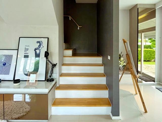 เพชรเกษม-ทวีวัฒนา เฟอร์ฯครบ กัสโต้ รร.สารสาสน์วิเทศธนบุรี 3นอน โลตัส สนามหลวง 2 800 ม. ทาวน์โฮม 2 ชั้น แปลงมุม วิวดี 30ต 6