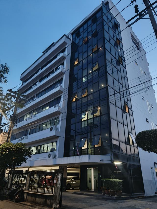 สำนักงานให้เช่า อาคารพีเอวี ลาดพร้าว 42 1