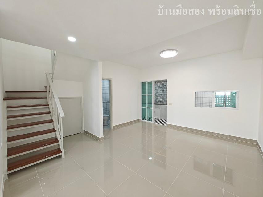 หมู่บ้านเดอะคัลเลอร์ คลอง4 4