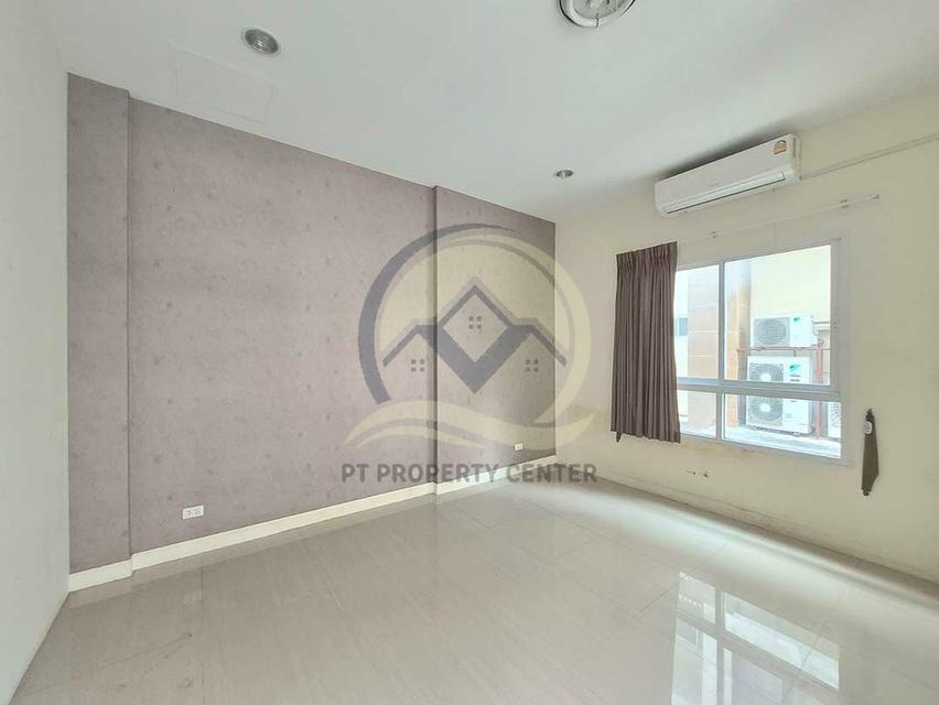 ขาย+ให้เช่า หมู่บ้านพรีเมี่ยมเพลส 1 เอกมัย-รามอินทรา ถนนสุคนธสวัสดิ์ 10