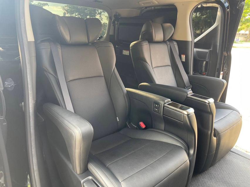 Toyota Vellfire ZG Edition (MNC) 2019 19