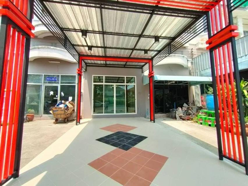  โฮมออฟฟิศ 3 ชั้น รีโนเวทใหม่ พร้อมอยู่ ณราธร สุวินทวงศ์ 23 ใกล้สุวรรณภูมิ & รถไฟฟ้า! 3