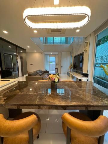 บ้านเดี่ยวเลียบด่วน VIVE Ekamai-Ramintraโยธินพัฒนา3 4bed 5 bathrooms fully furnished 3