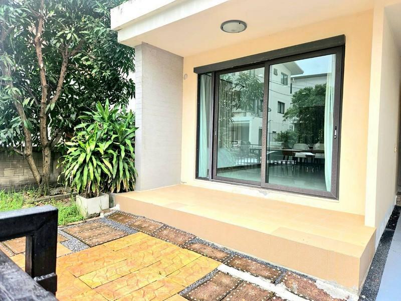 ให้เช่าบ้านเดี่ยว 3 ชั้น หลังใหญ่ โกลเด้น เพรสทีจ วัชรพล สุขาภิบาล 5 ขนาด 50 ตรว 5นอน 4น้ำ พร้อมแอร์ให้ทั้งหลัง - ghd000 2