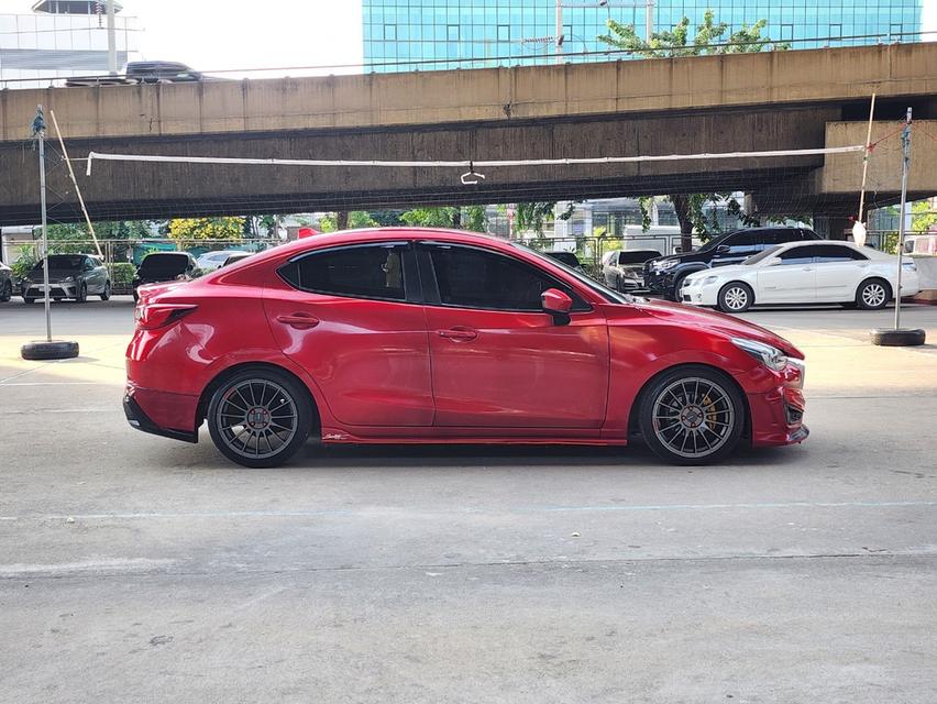 ขายรถ mazda2 1.3STD Skyactiv ปี 2016 สีแดง เกียร์ออโต้ 8