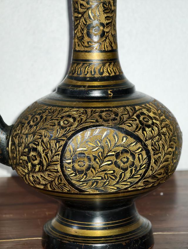 กาน้ำชา.ทองเหลืองเกะสลัก เปอร์เซีย 2