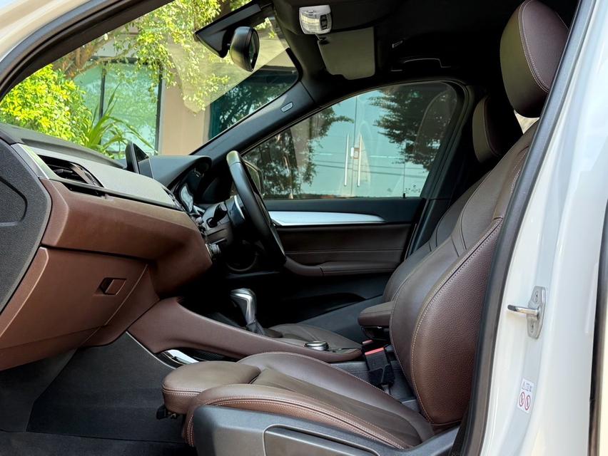 2019 BMW X1 20D MSPORT รถมือเดียวออกป้ายแดง รถวิ่งน้อย เข้าศูนย์ตามระยะ รถไม่เคยมีอุบัติเหตุครับ รูปที่ 13