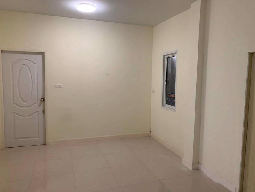 บ้านแฝด 2 ชั้น 3 ห้องนอน 3 ห้องน้ำ ใกล้ MRT บางพลู  ราคา 3.95 ล้าน เจ้าของขายเอง 2