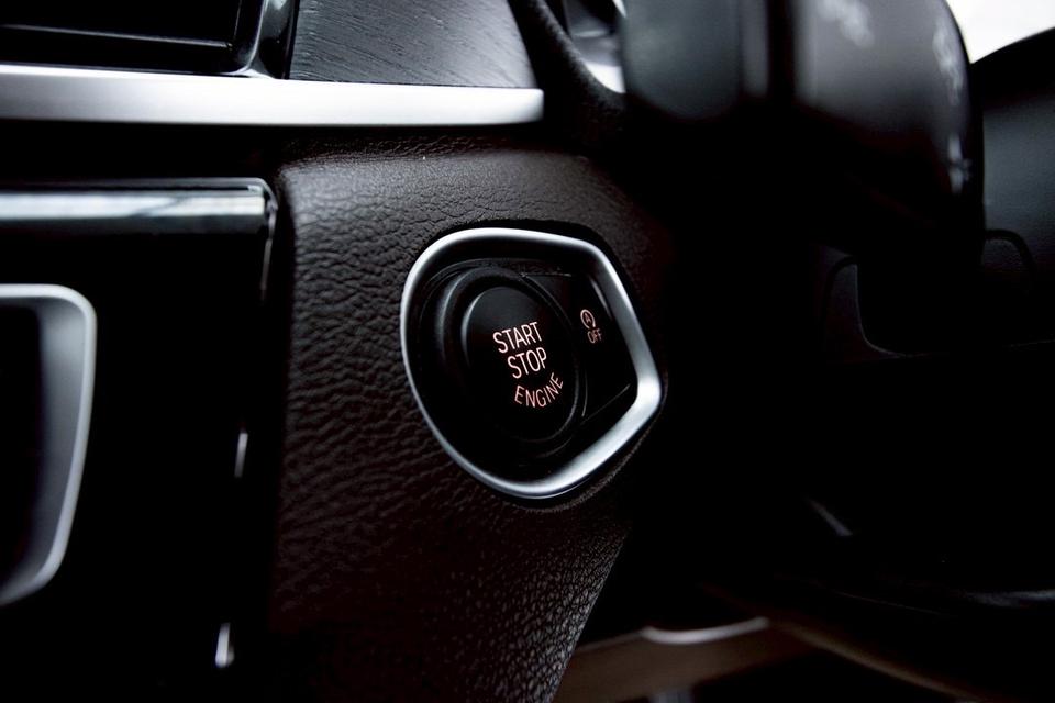 รหัสรถ 1D902 BMW X1.  SDRIVE18I 1.5 XLINE 13