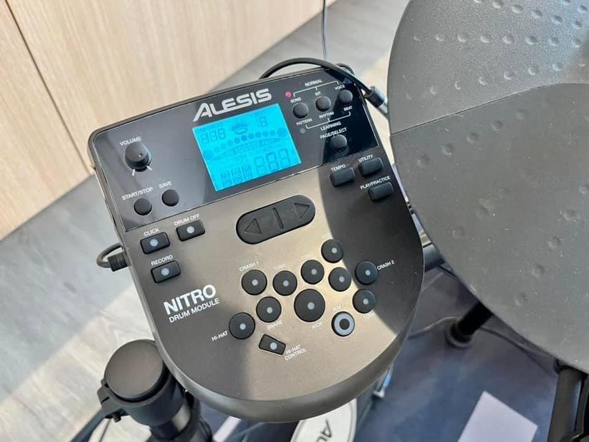 ขายกลองไฟฟ้า Alesis Nitro ครบชุด มือ2 3