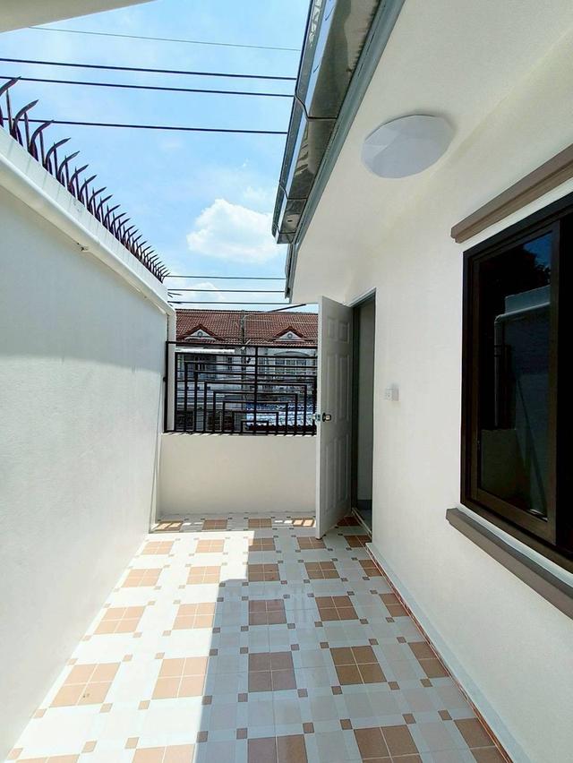 🏡✨ ทาวน์เฮ้าส์ 2 ชั้น รีโนเวทใหม่ พร้อมเฟอร์ฯ ครบ! | รหัส ST-V หมู่บ้านเคซี 1 ซ.หทัยราษฎร์ 39 – คลองสามวา กรุงเทพฯ 18