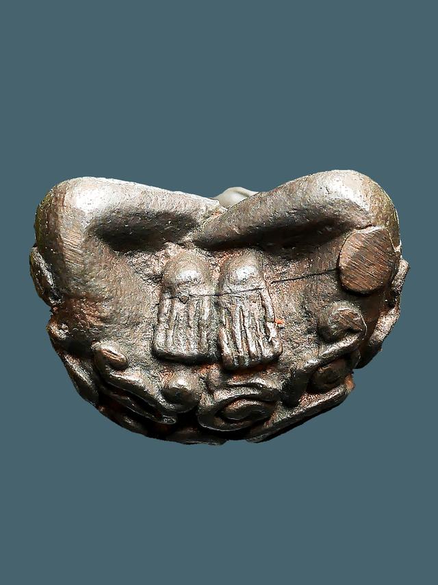 พระปิดตาอุตตโม เนื้อนวะ หลวงปู่ทิม วัดละหารไร่ ปี 2518...เก่า เดิมๆ สวยแชมป์ รูปที่ 7