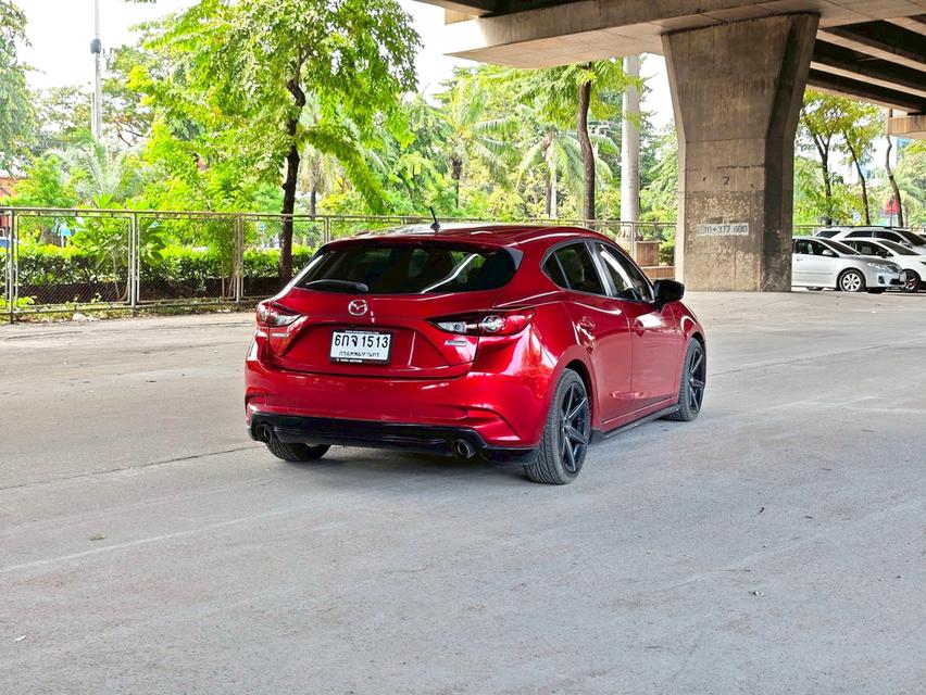 ขายรถ mazda3 2.0C Sport  ปี 2017 สีแดง เกียร์ออโต้