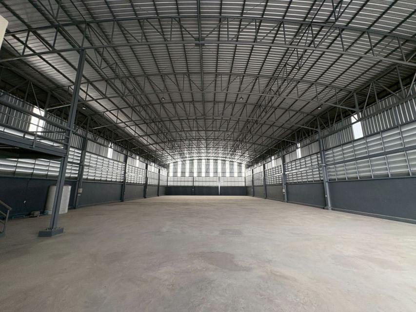 โกดังพร้อมออฟฟิศ 1,200 ตร.ม. ให้เช่า ซอยร่วมสุข อ.เมือง จ.ปทุมธานี 3