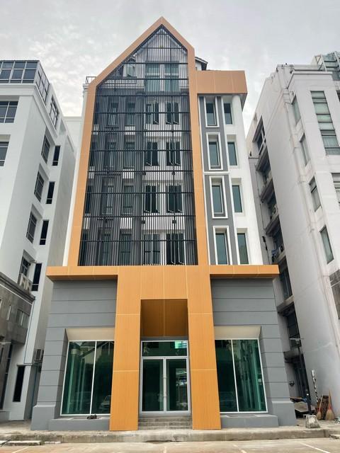 ให้เช่าอาคารสำนักงาน 7 ชั้น พร้อมดาดฟ้า 1155 ตรม. พร้อมลิฟท์ โครงการพงษ์ศิริชัย คอมเพล็กซ์ ซอยบรมราชชนนี 15 ใกล้เซ็นทรัล