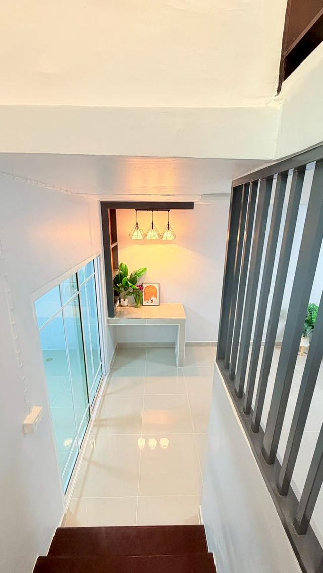 หมู่บ้านพฤกษา3 ถนนวัดลาดปลาดุก บางบัวทองทาวน์เฮาส์ 2 ชั้น ตกแต่งใหม่พร้อมอยู่ มีระเบียงด้านหน้า 12