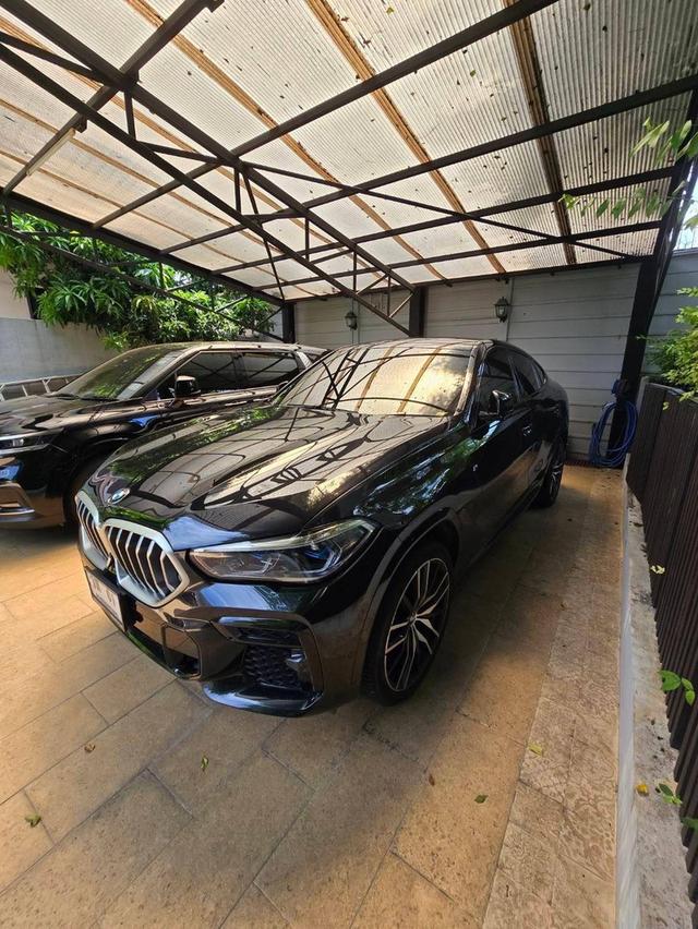 BMW X6 xDrive40i M Sport Package (G06) 2022 รถดารา สวยใหม่ไร้ที่ติ 4