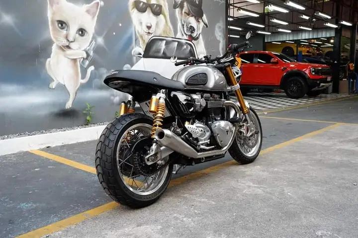 มือสองสภาพดี  Triumph Thruxton R 3