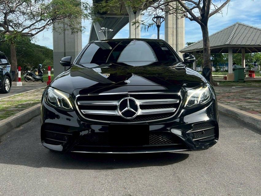 รถเข้าใหม่! MERCEDES-BENZ E220d AMG Dynamic ปี 2016 (จดทะเบียน 2017) สีดำ 5