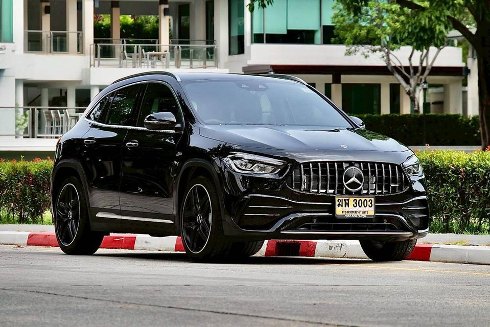 Mercedes Benz GLA35 AMG ปี 2022 รถใหม่ใช้น้อย ถูกกว่าป้ายแดงครึ่งราคาเลยครับ คุ้มๆๆ